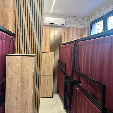 Velvet Hostels Pacifico Madrid Kültér fotó