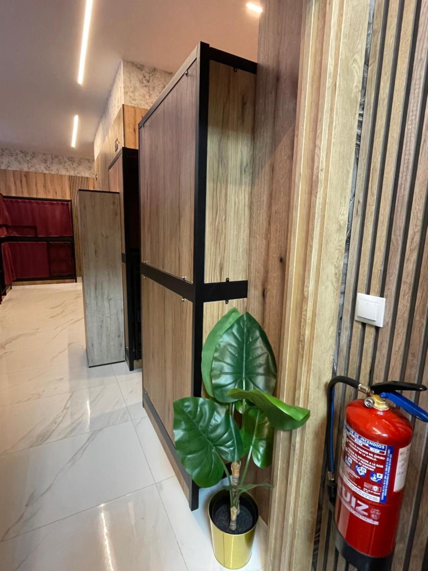 Velvet Hostels Pacifico Madrid Kültér fotó