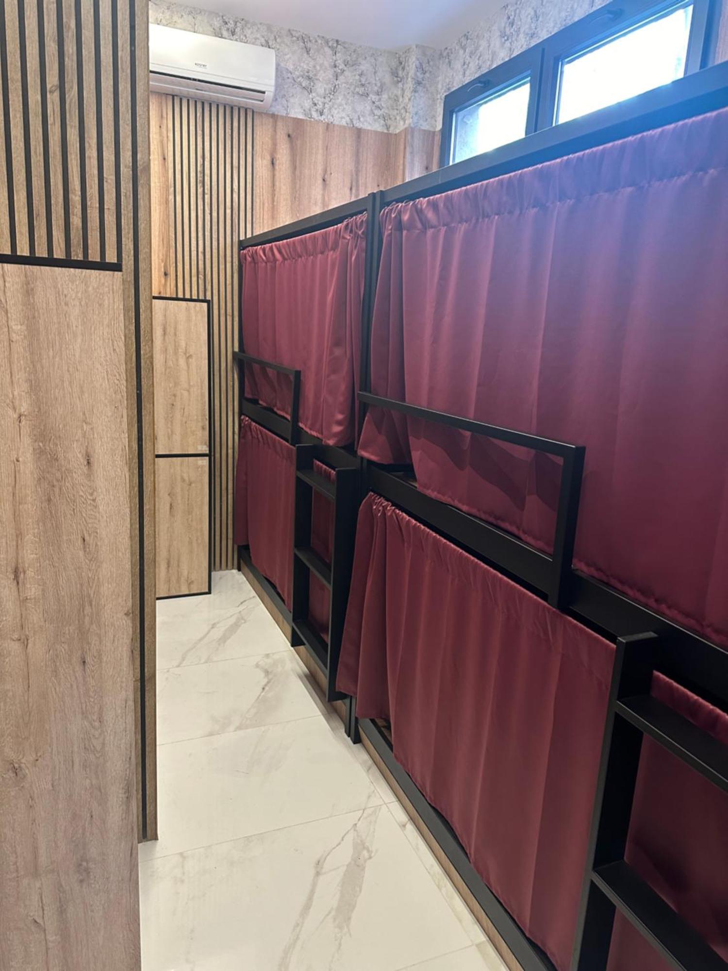 Velvet Hostels Pacifico Madrid Kültér fotó
